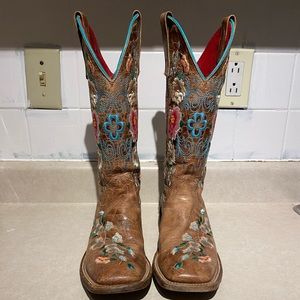 Macie Bean floral cowgirl boots!